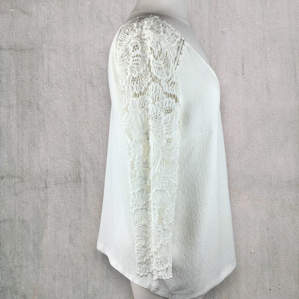 Sézane Cream Colored Lace Sleeve V-Neck Top Trousseau Button Detail Size 38 / M - Picture 2 of 8